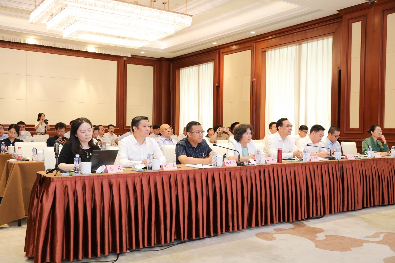 16-会议现场图 (1).jpg